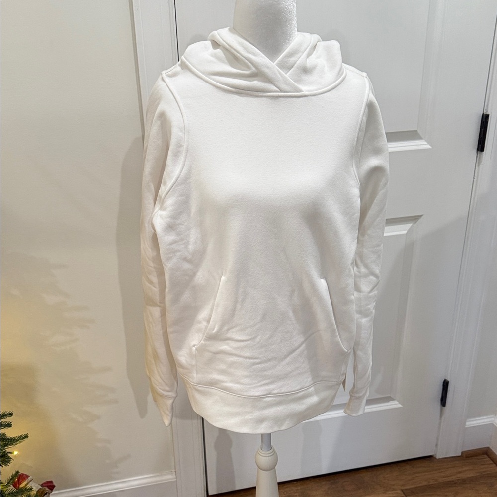 Women's White Hoodie Sweatshirt, loungeful hoodie tag says 12 but sz10 on label